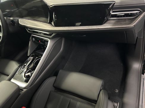 New 2025 Audi Q5 Premium Plus image 25