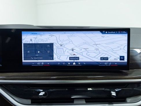 Used 2026 BMW X7 xDrive40i AWD/4WD image 17