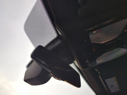 New 2026 BMW M2 w/ Lighting Package RWD image 36
