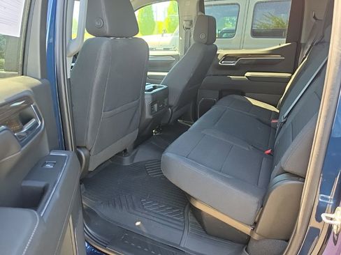 Used 2022 Chevrolet Silverado 1500 RST AWD/4WD image 3