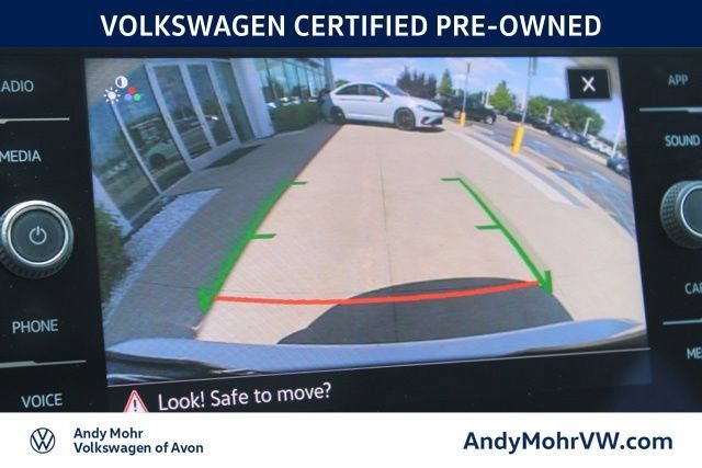 Used 2022 Volkswagen Taos SE w/ Panoramic Sunroof Package AWD/4WD image 39
