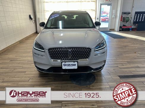 Used 2021 Lincoln Corsair Reserve image 7