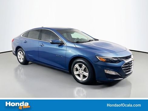 Used 2024 Chevrolet Malibu LS image 1