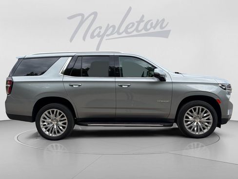 Used 2023 Chevrolet Tahoe LT w/ Luxury Package AWD/4WD image 7