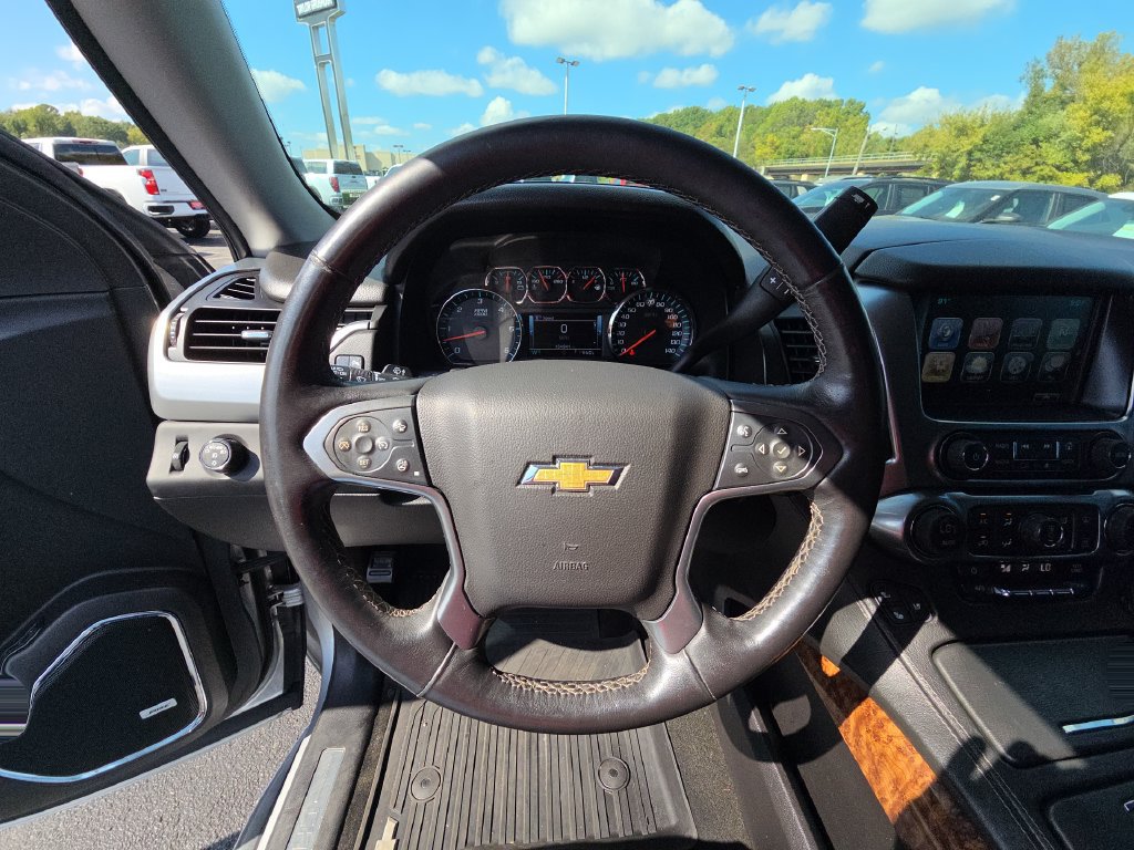 Used 2017 Chevrolet Tahoe Premier AWD/4WD image 17