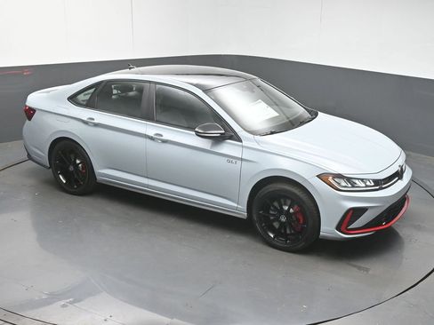 New 2026 Volkswagen Jetta GLI Autobahn FWD image 39