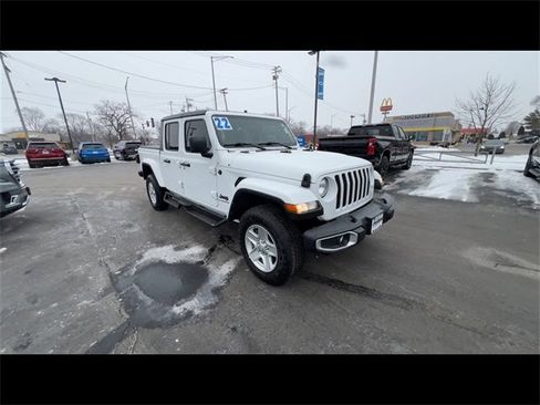 Used 2022 Jeep Gladiator Sport image 2