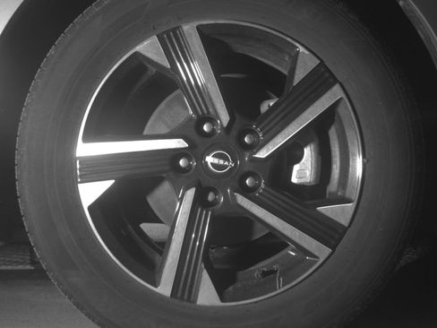 Used 2025 Nissan Sentra SV image 13