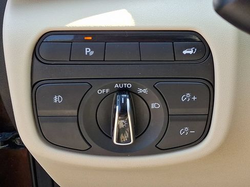 Used 2020 INFINITI QX50 Luxe w/ Navigation Package AWD/4WD image 28