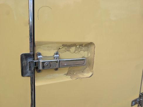 Used 2019 Ford E-450 and Econoline 450 Super Duty w/ Power Windows & Locks Group image 35