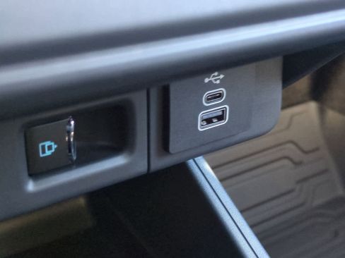 New 2026 Ford Maverick Lobo image 33