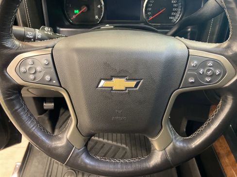 Used 2018 Chevrolet Silverado 2500 High Country image 18