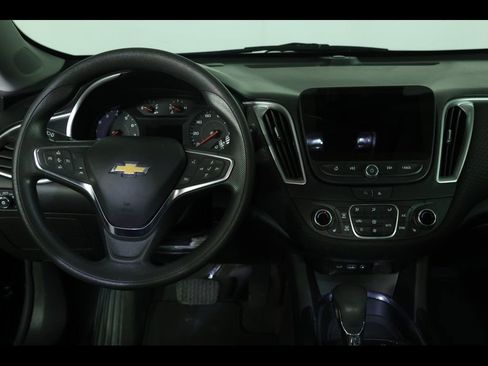 Used 2024 Chevrolet Malibu LT FWD image 13