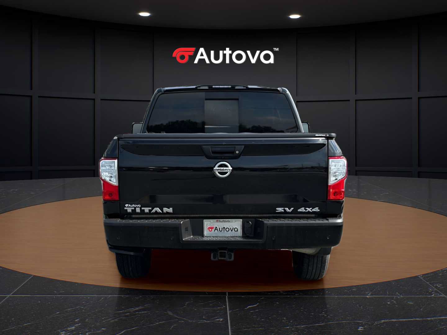 Used 2021 Nissan Titan SV w/ SV Convenience Package AWD/4WD image 4