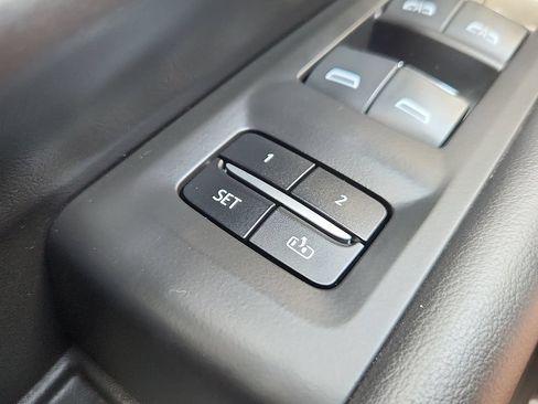 Used 2023 Chevrolet Tahoe High Country AWD/4WD image 20
