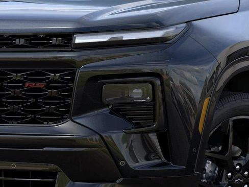 New 2026 Chevrolet Traverse RS w/ LPO, Floor Liner Package AWD/4WD image 10