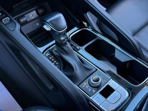 Used 2021 Kia Telluride EX image 31