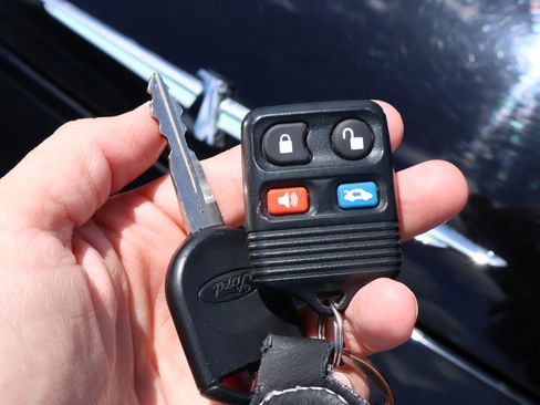 Used 2003 Ford Thunderbird RWD image 23