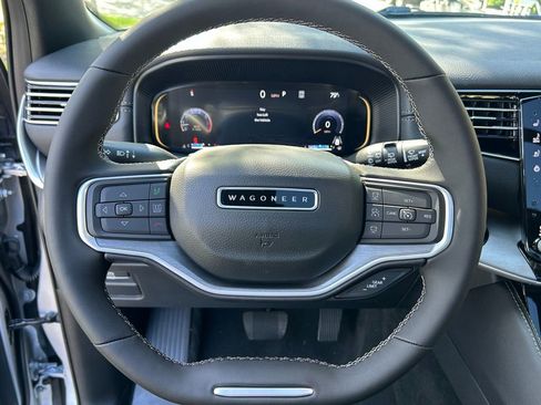 New 2025 Jeep Wagoneer Series III w/ Quick Order Package 25C Super image 19