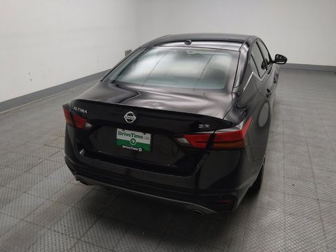 Used 2022 Nissan Altima 2.5 SR FWD image 7