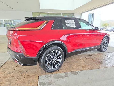 New 2026 Cadillac Lyriq Premium Sport image 5