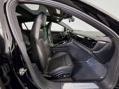 New 2025 Porsche Panamera image 21