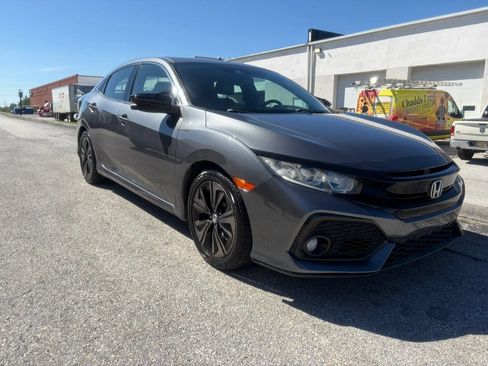 Used 2018 Honda Civic EX-L image 3