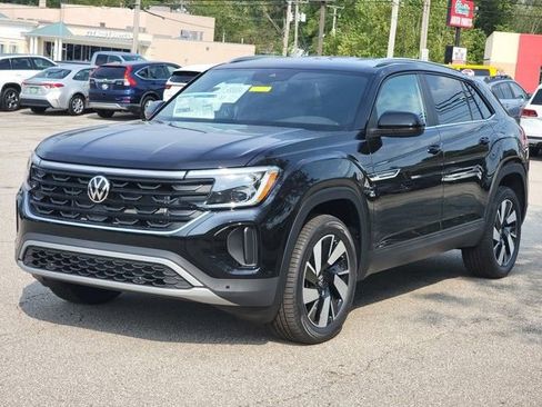 New 2026 Volkswagen Atlas Cross Sport SE image 8