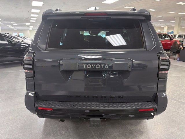 Used 2025 Toyota 4Runner TRD Sport Premium AWD/4WD image 6