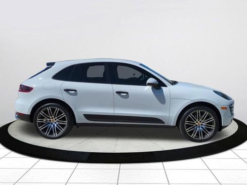 Used 2018 Porsche Macan image 2