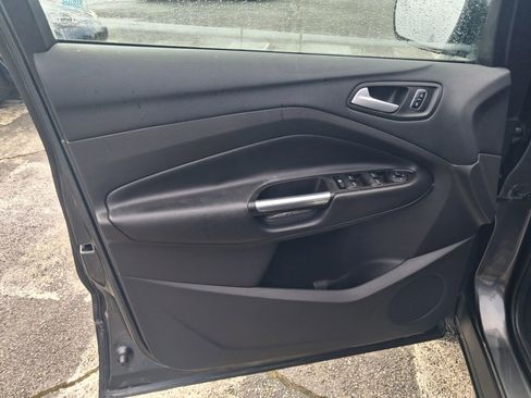 Used 2018 Ford Escape SEL w/ Ford Safe & Smart Package image 8