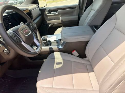 Used 2026 GMC Sierra 1500 SLT w/ SLT Premium Package AWD/4WD image 25