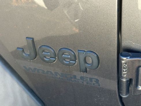 Used 2020 Jeep Wrangler Unlimited Sport AWD/4WD image 6