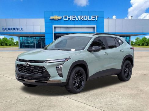 New 2026 Chevrolet Trax ACTIV w/ Sunroof Package image 2