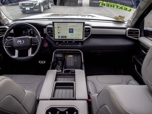 Used 2024 Toyota Tundra Limited AWD/4WD image 29