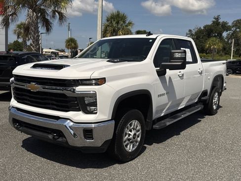 Used 2026 Chevrolet Silverado 2500 LT AWD/4WD image 7