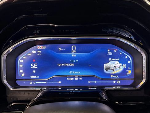 Used 2024 Chevrolet Silverado 2500 High Country w/ Technology Package image 21