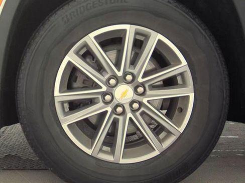 Used 2023 Chevrolet Traverse LT AWD/4WD image 15