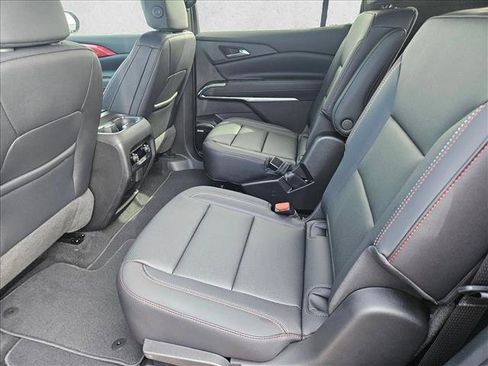 New 2026 Chevrolet Traverse Z71 w/ Enhanced Driving Package AWD/4WD image 8