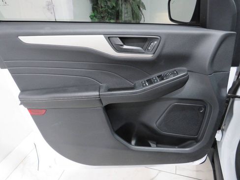 Used 2022 Ford Escape S FWD image 25