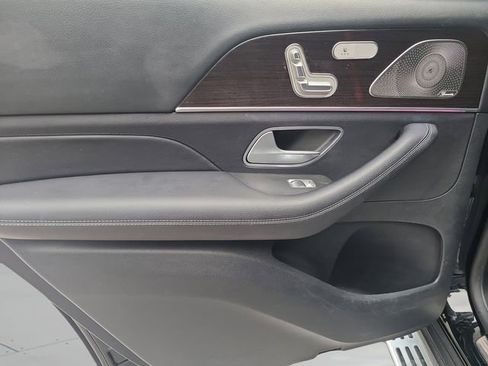 Used 2022 Mercedes-Benz GLS 450 4MATIC image 21