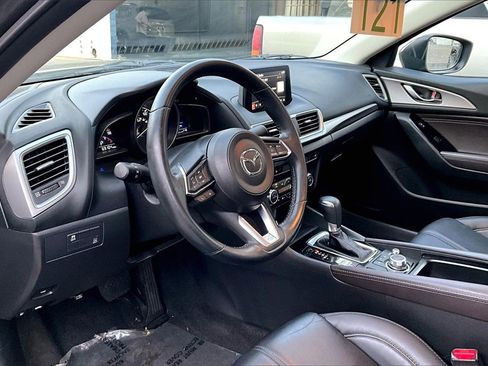 Used 2017 MAZDA MAZDA3 Touring image 9