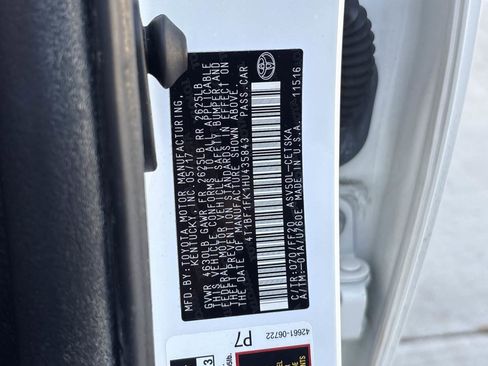 Used 2017 Toyota Camry SE FWD image 28