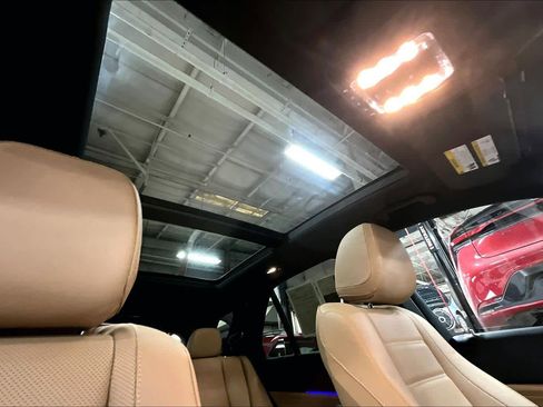 Used 2024 Mercedes-Benz GLE 450 4MATIC image 14