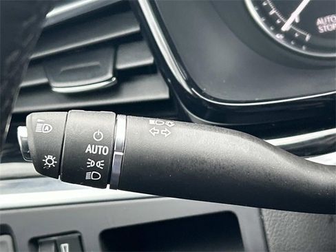 Used 2024 Cadillac XT6 Luxury w/ LPO, Floor Liner Package image 35