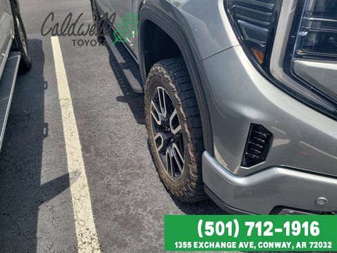 Used 2023 GMC Sierra 1500 AT4 w/ Technology Package AWD/4WD image 34