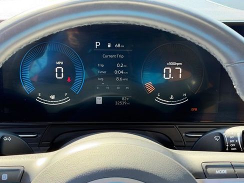 Used 2024 Hyundai Kona SEL FWD image 15