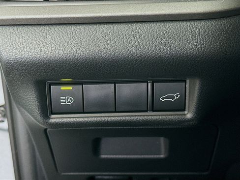 Used 2025 Toyota Grand Highlander FWD image 16