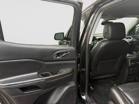 Used 2019 GMC Acadia SLT AWD/4WD image 14