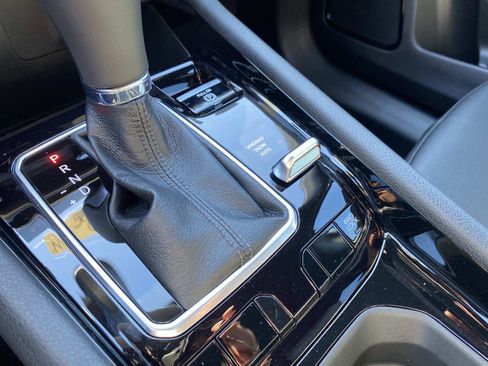 New 2026 Jeep Compass Limited image 16